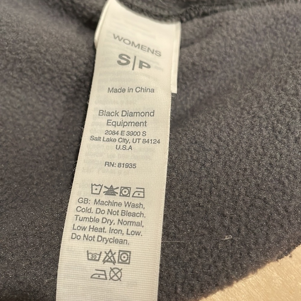 Black Diamond Pullover Performance Sweatshirt Hoo… - image 6